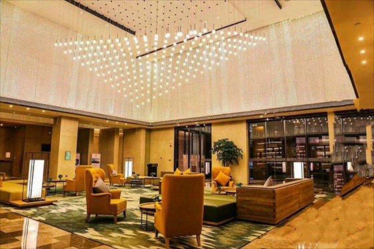 Holiday Inn & Suites Tianjin Downtown By Ihg,Tianjin Drum Tower,Joycity Shopping Mall,Tianjin Ancient Cultural Street,Haihe River,The Porcelain House,Convenient Access To Tianjin Binhai International Airport Exteriör bild