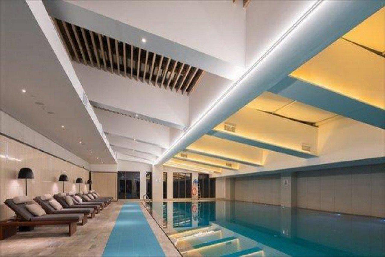Holiday Inn & Suites Tianjin Downtown By Ihg,Tianjin Drum Tower,Joycity Shopping Mall,Tianjin Ancient Cultural Street,Haihe River,The Porcelain House,Convenient Access To Tianjin Binhai International Airport Exteriör bild