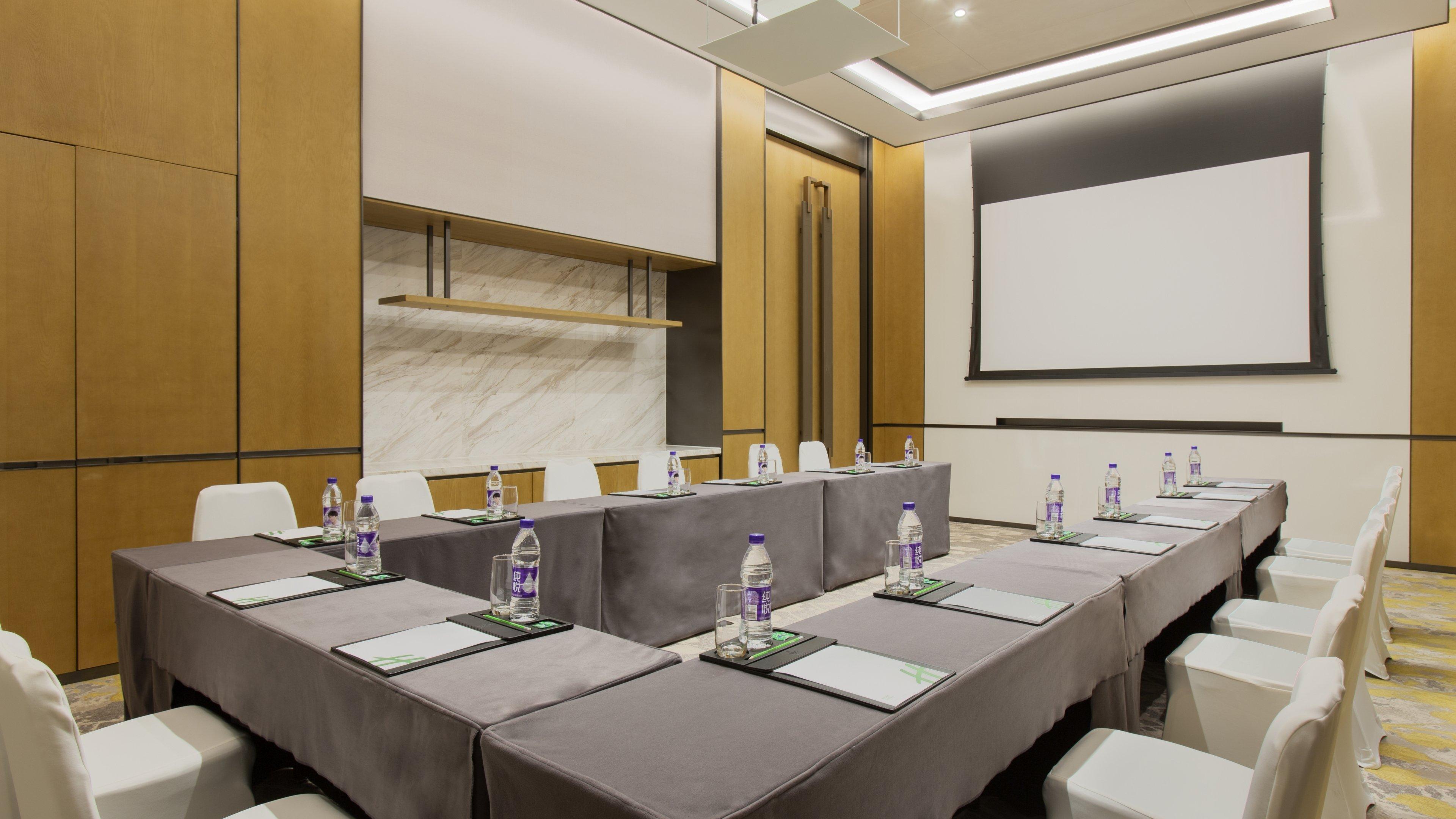 Holiday Inn & Suites Tianjin Downtown By Ihg,Tianjin Drum Tower,Joycity Shopping Mall,Tianjin Ancient Cultural Street,Haihe River,The Porcelain House,Convenient Access To Tianjin Binhai International Airport Exteriör bild