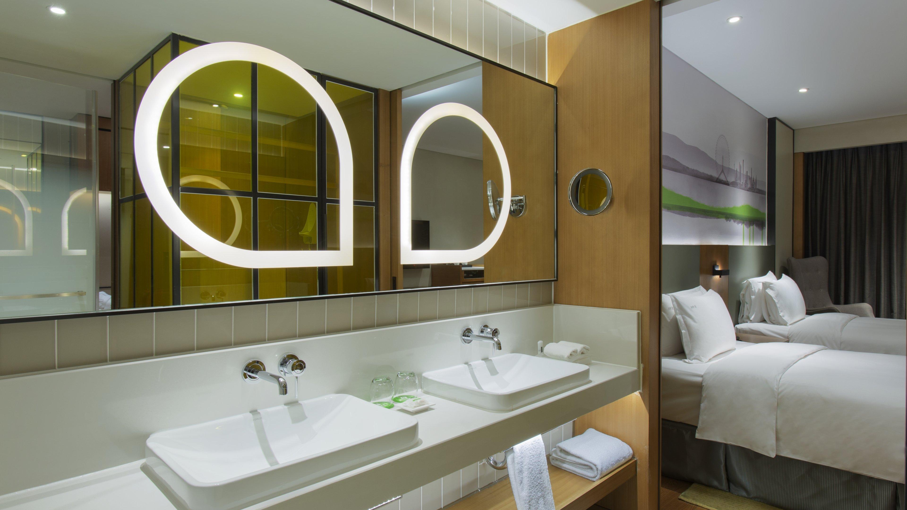 Holiday Inn & Suites Tianjin Downtown By Ihg,Tianjin Drum Tower,Joycity Shopping Mall,Tianjin Ancient Cultural Street,Haihe River,The Porcelain House,Convenient Access To Tianjin Binhai International Airport Exteriör bild
