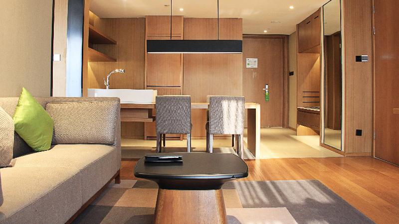 Holiday Inn & Suites Tianjin Downtown By Ihg,Tianjin Drum Tower,Joycity Shopping Mall,Tianjin Ancient Cultural Street,Haihe River,The Porcelain House,Convenient Access To Tianjin Binhai International Airport Exteriör bild